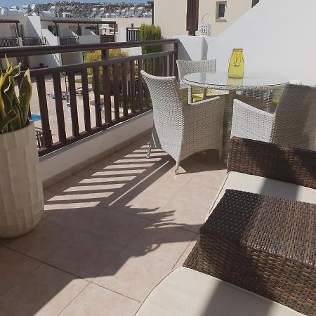Stunning Apartment C106 With Balcony Looking Over Pool Pegeia Exterior foto