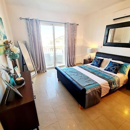 Stunning Apartment C106 With Balcony Looking Over Pool Pegeia Exterior foto