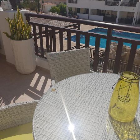 Stunning Apartment C106 With Balcony Looking Over Pool Pegeia Exterior foto