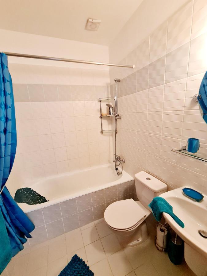 Stunning Apartment C106 With Balcony Looking Over Pool Pegeia Exterior foto
