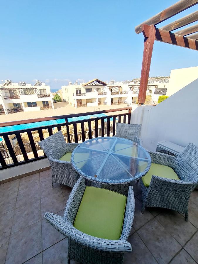 Stunning Apartment C106 With Balcony Looking Over Pool Pegeia Exterior foto