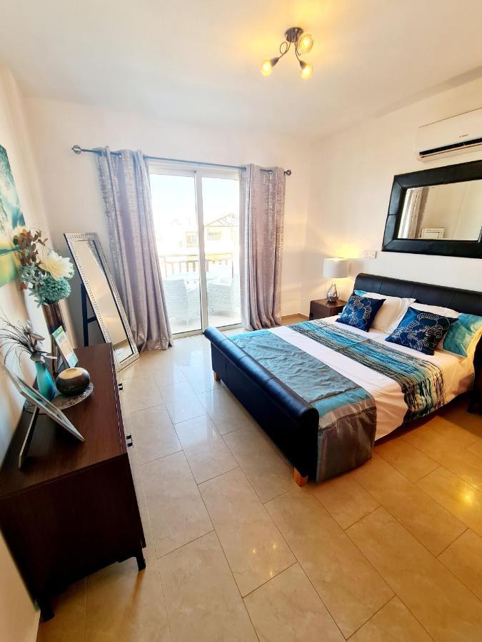 Stunning Apartment C106 With Balcony Looking Over Pool Pegeia Exterior foto