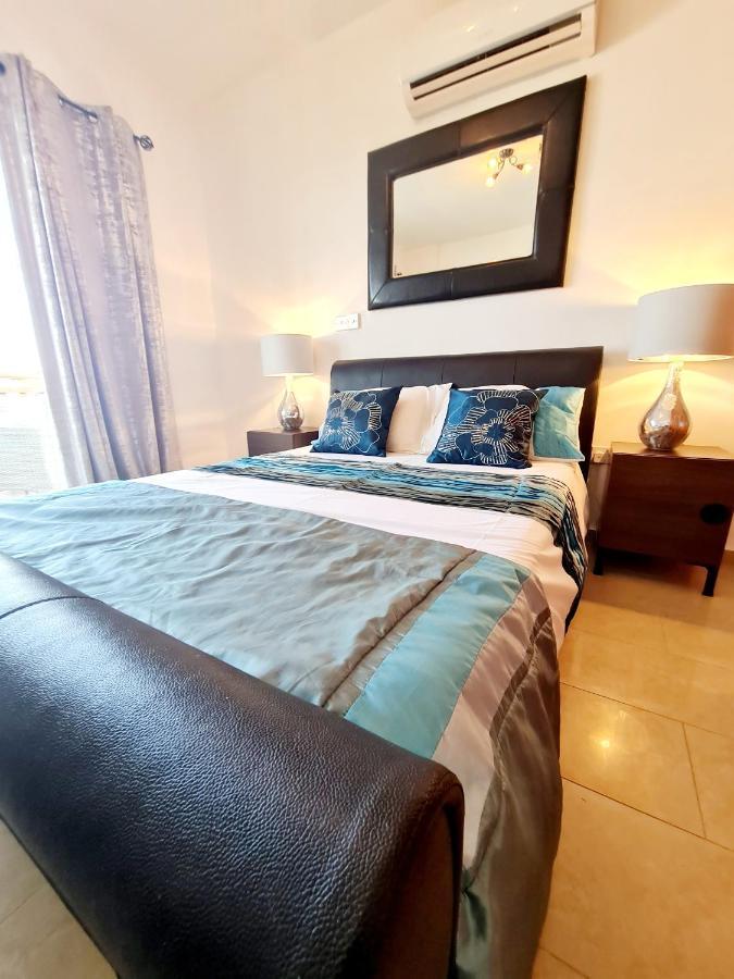 Stunning Apartment C106 With Balcony Looking Over Pool Pegeia Exterior foto