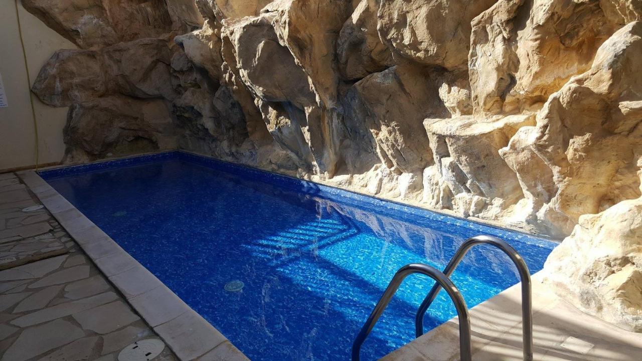 Stunning Apartment C106 With Balcony Looking Over Pool Pegeia Exterior foto